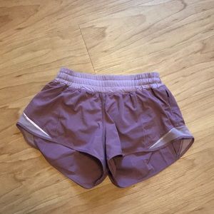 Lululemon “Hotty Hot Short” size 6